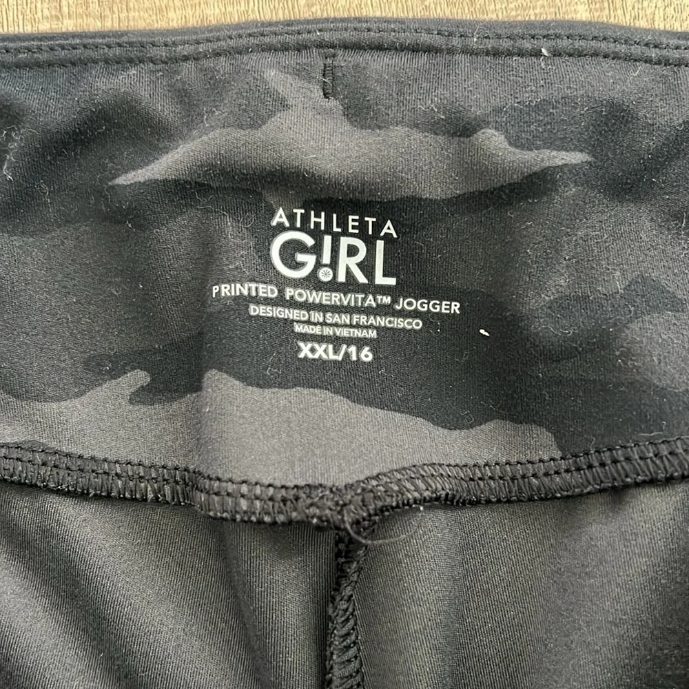 Athleta Girl Black Camouflage Joggers size XXL/16